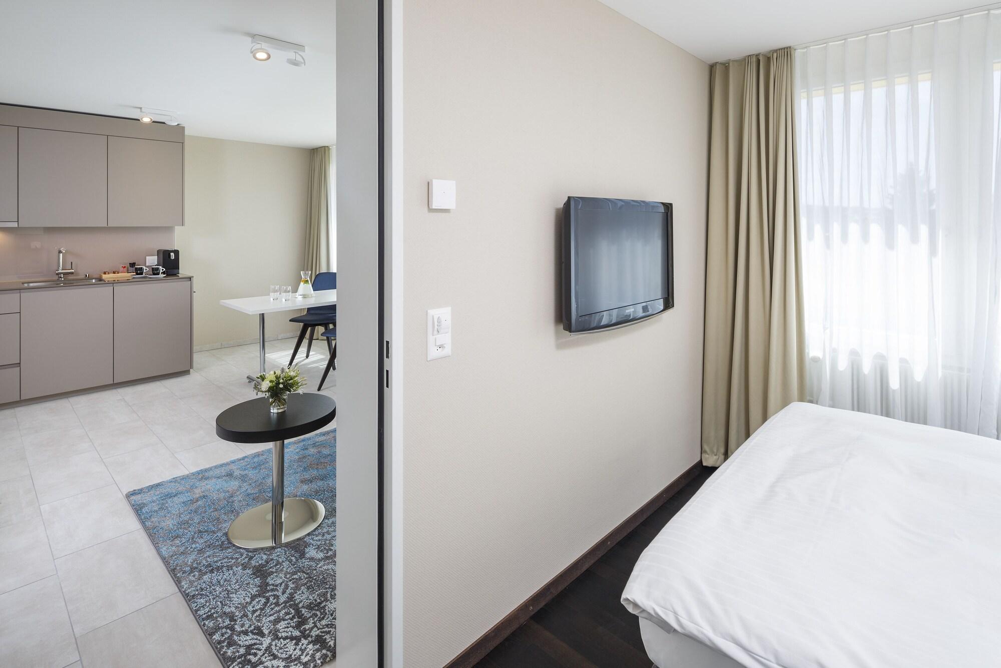 Aparthotel Achesa Homes 3*